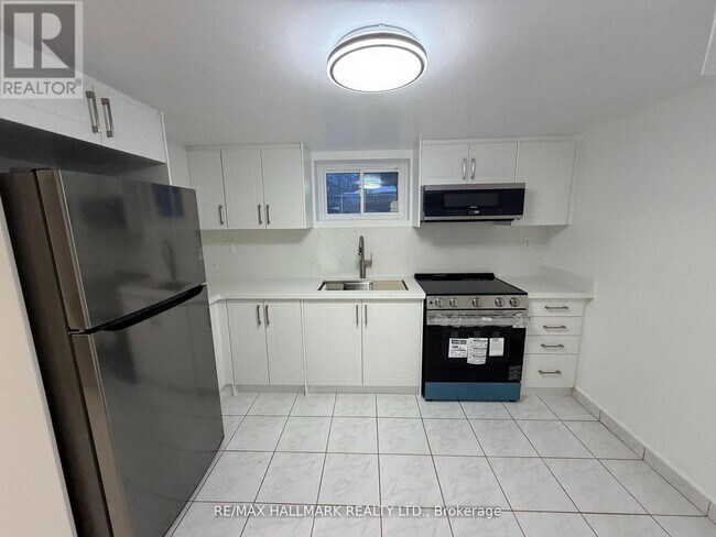 Photo du bâtiment - 43 Commons Dr