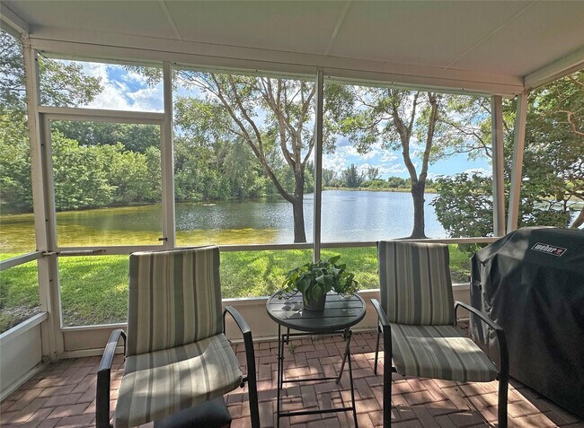 Foto del edificio - 12634 NW 56th Dr