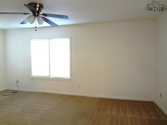 Foto del edificio - 2113 Taylor St