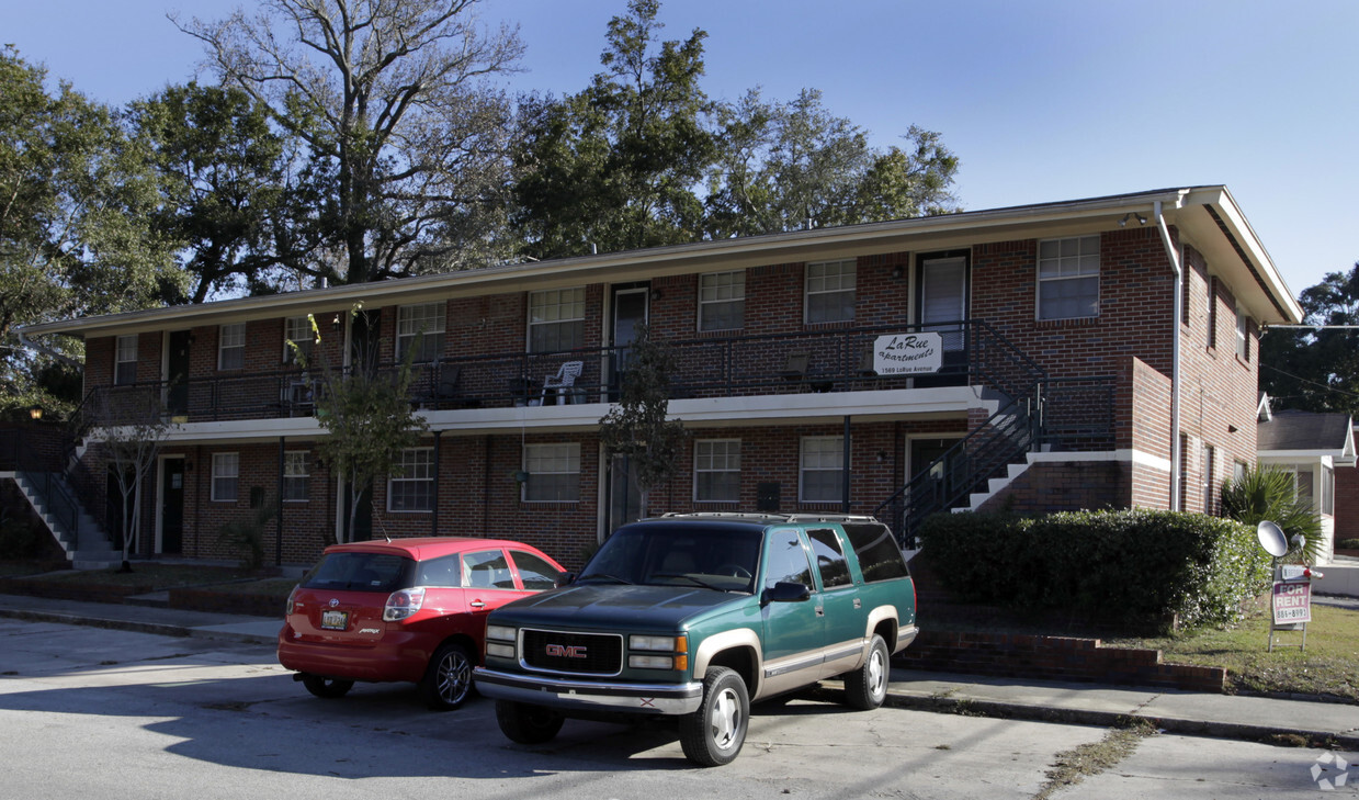 Primary Photo - Larue Apartments