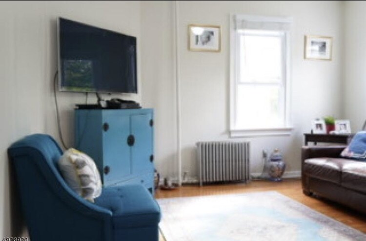 Primary Photo - 62 Watchung Ave