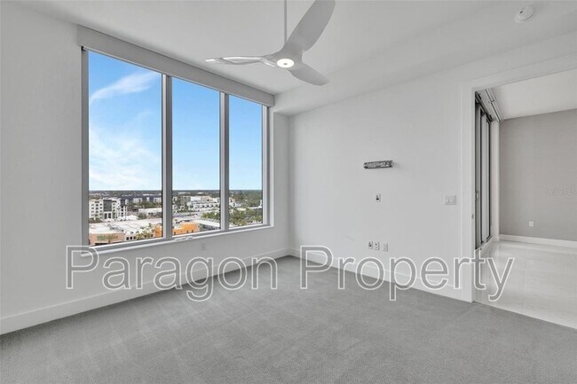 Building Photo - 111 S Pineapple Ave