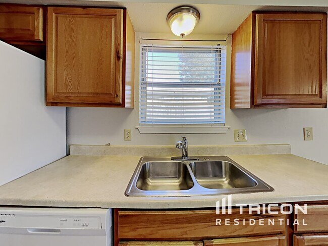 Foto del edificio - 6411 Hidden Springs Drive Arlington TX