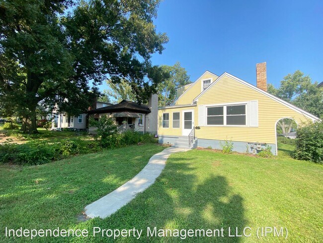 Building Photo - 3 br, 1 bath House - 8 Adair Avenue
