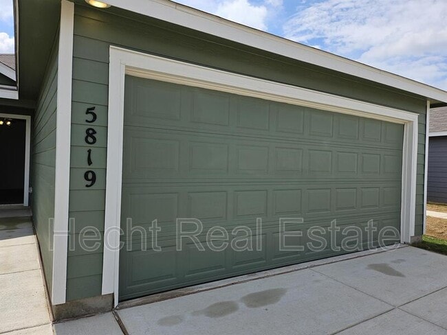 Building Photo - 5819 Coahulia Rdg
