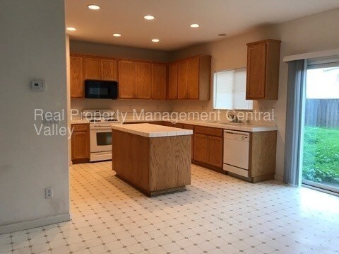 Building Photo - 1936 San Ramos Way