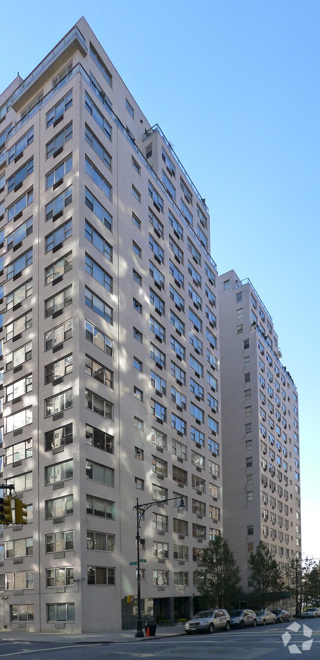 Building Photo - Cannon Point South Apartments