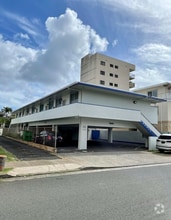 Building Photo - 711 Makaleka Ave
