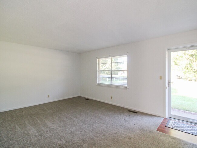 Foto del edificio - FREE MONTH RENT! Ardmore School District!