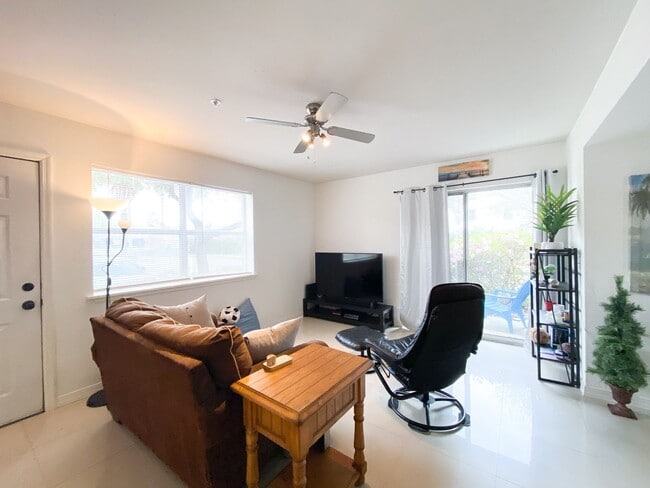 Photo - Campus Edge #101 Apartment