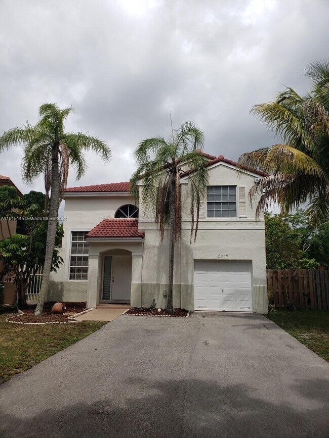Building Photo - 2668 W Saratoga Dr