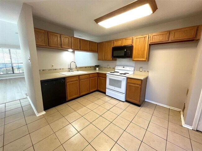 Foto del edificio - 277 Willingham Dr