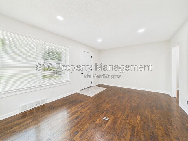 Foto del edificio - 8404 E 47th Terrace