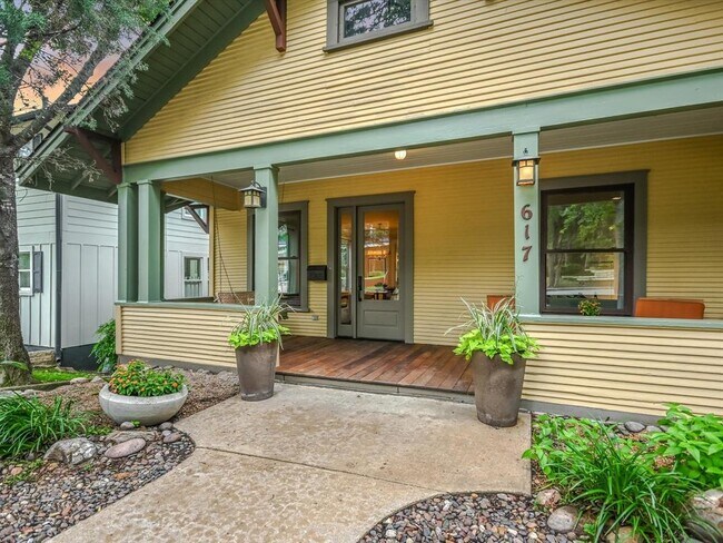 Foto del edificio - 617 Oakland Ave