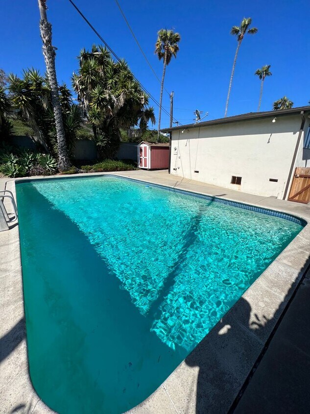 Foto principal - Lower South Shores SFR | 2Bed/2Bath | Swim...