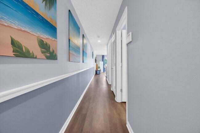 Building Photo - 581 Blue River Ct