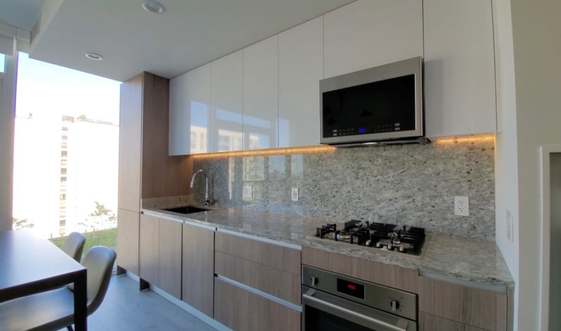 Photo - 157 W Division St