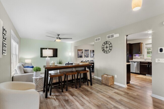 Foto del edificio - 1631 Smith Ln