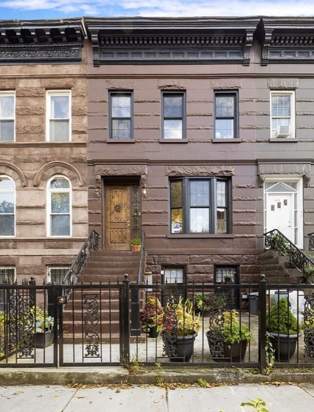 Primary Photo - 456 Bainbridge St