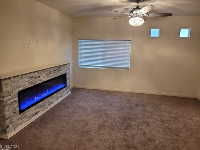 Foto del edificio - 10072 Griffin Crk St