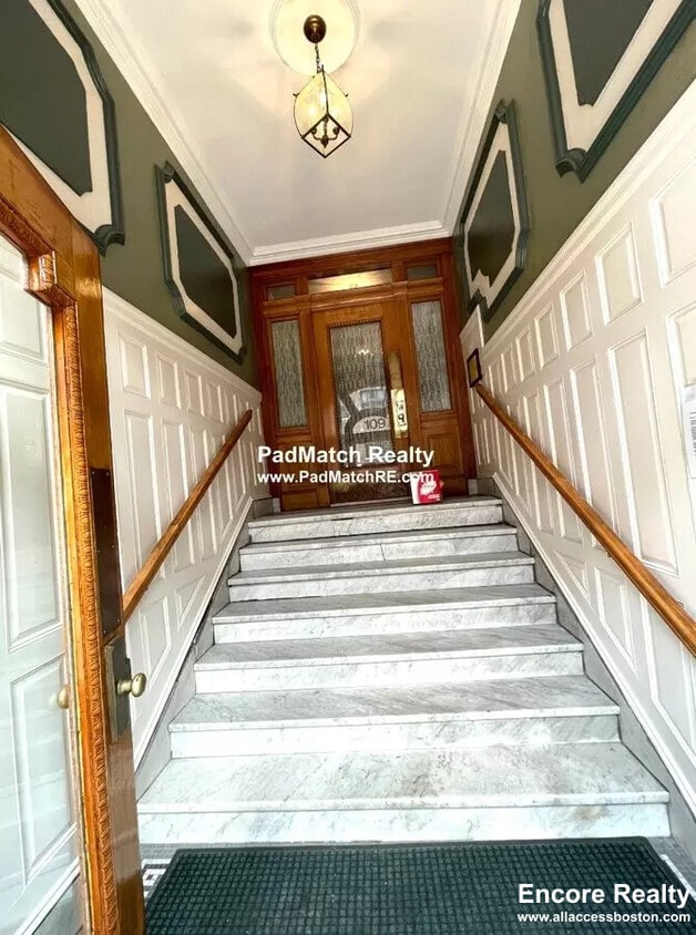 Foto del edificio - 109 St Paul St