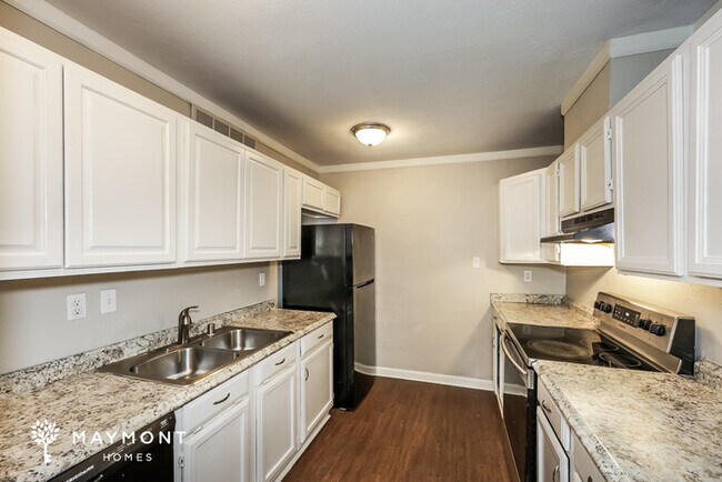 Foto del edificio - 709 Lawndale Dr