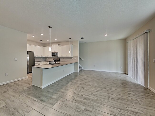 Foto del edificio - 9372 Tecumseh Dr