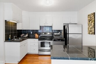 Building Photo - 2151 Hamilton St