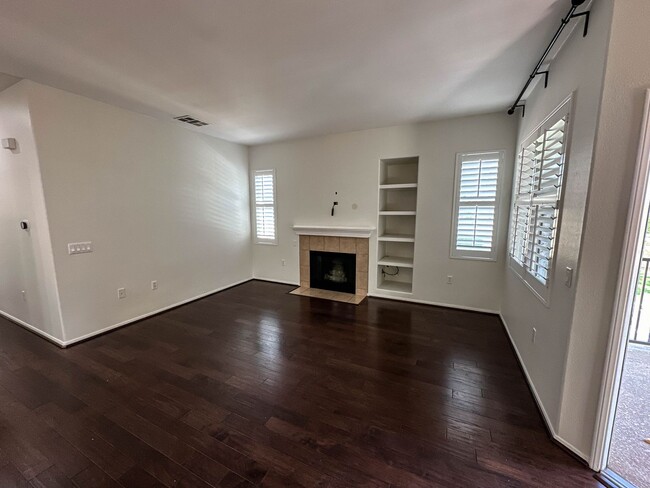 Building Photo - COMING SOON! Heather Ridge 2 Bedroom Townh...