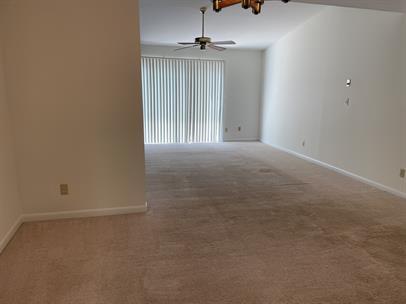 Foto del edificio - 123 Harvest Dr