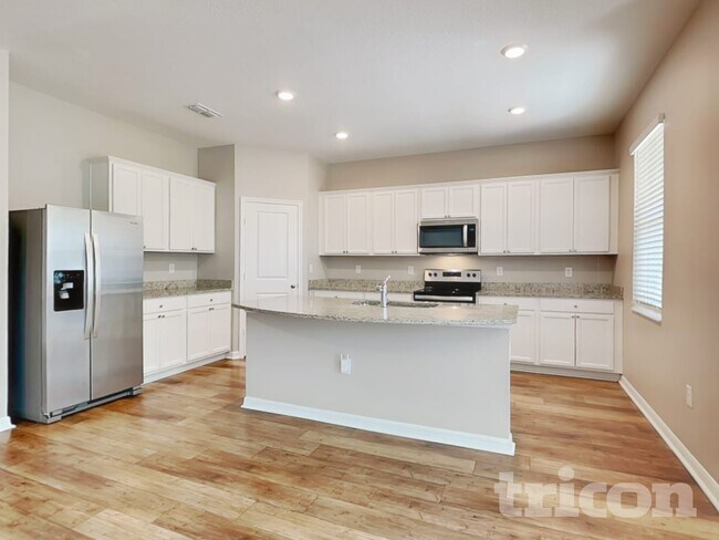 Building Photo - 4381 Carrabelle River Ln