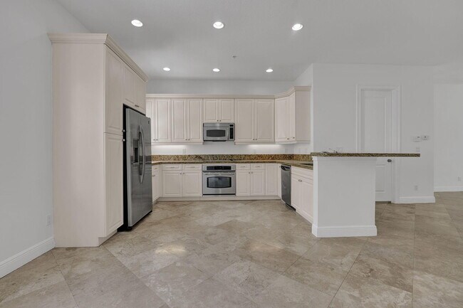 Foto del edificio - 18 Via Floresta Dr