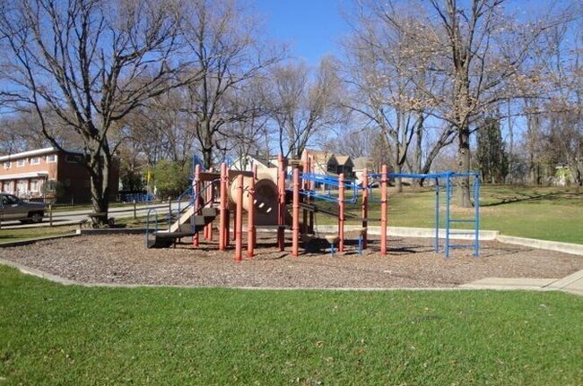 Foto del edificio - 2108 Warren Ave