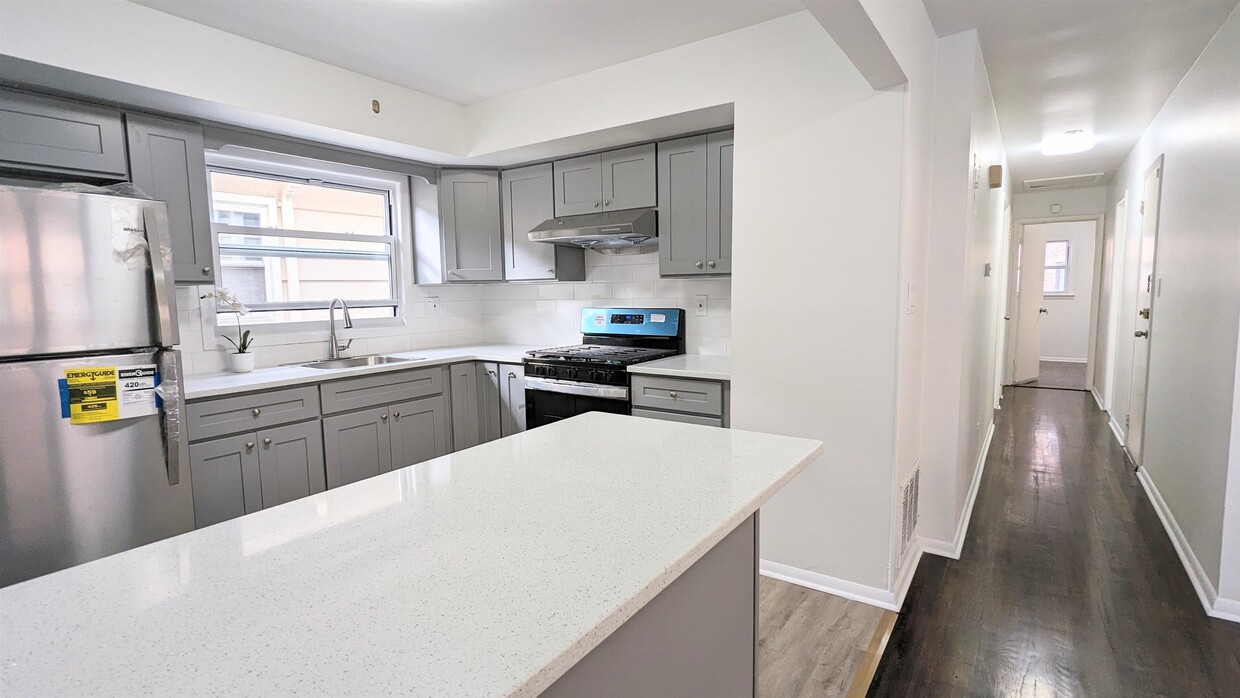 Foto principal - 20 Bentley Ave