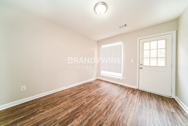 Foto del edificio - 1038 Wynnbrook Ln