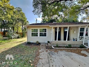 Building Photo - 404 Virginia Ave
