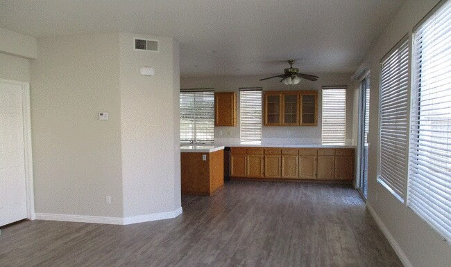 Building Photo - 23804 Golden Pheasant Ln