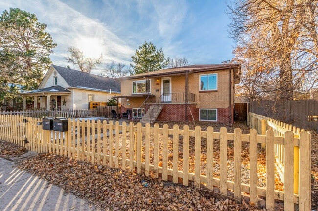 Building Photo - 3035 S Bannock St