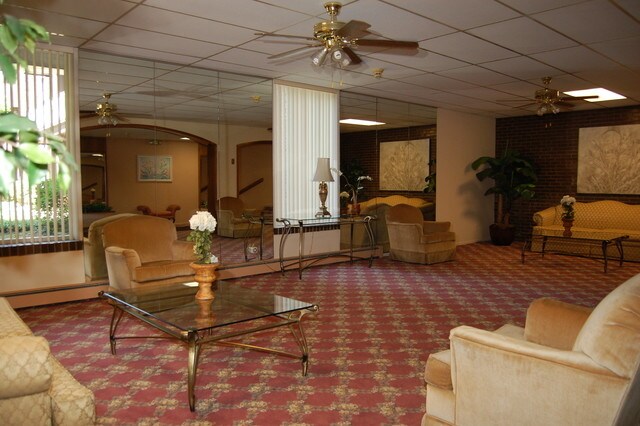 Building Photo - 1301 Finley Rd