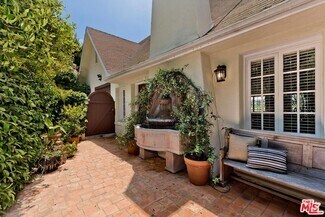 Building Photo - 5966 Graciosa Dr