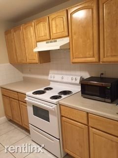 Building Photo - 1 br, 1 bath Condo - Sutton House Condominium