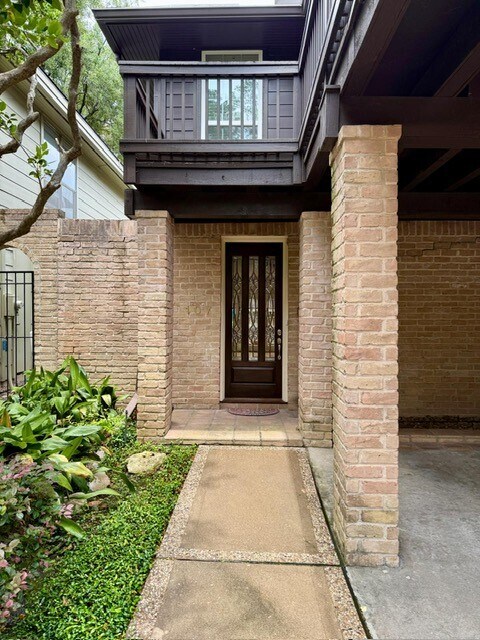 Foto del edificio - 201 Vanderpool Ln