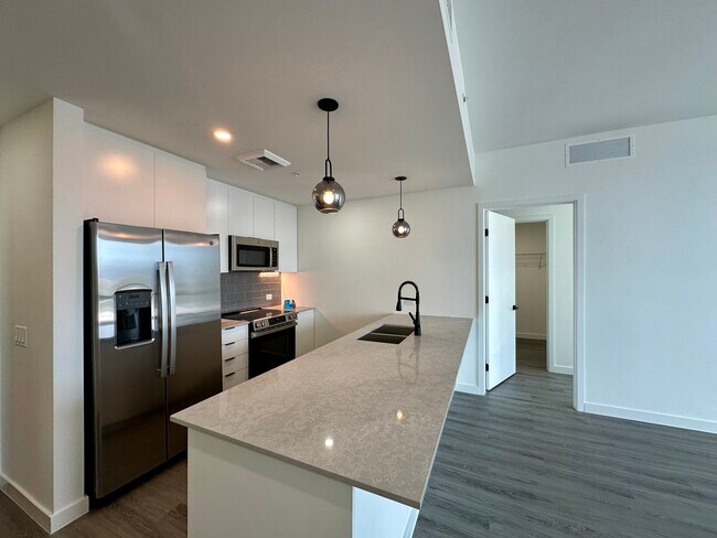 Foto del edificio - 243 NW 30th St