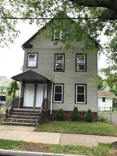 Primary Photo - 114 Hurlburt St