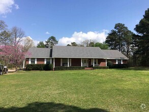 Building Photo - 19708 McPherson Rd