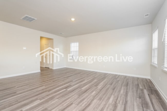 Foto del edificio - 823 Pear Blossom Ct