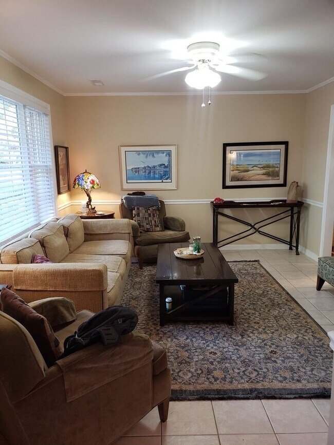 Foto del edificio - Three Bedroom Ranch in Mount Pleasant