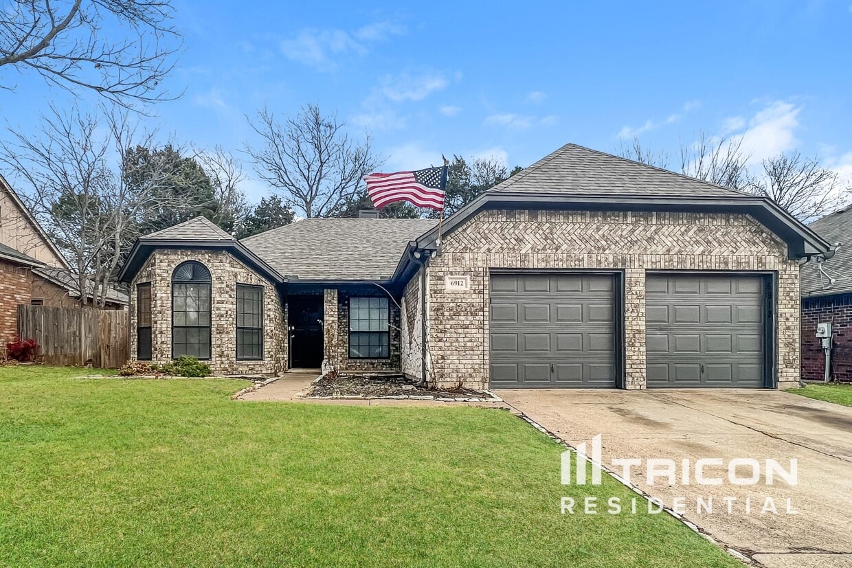 Primary Photo - 6912 Rolling Creek Lane Dallas TX