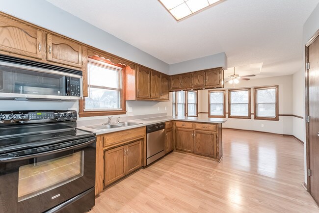 Building Photo - 3 Bedroom, 2 Bath home in Liberty