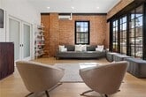 Primary Photo - 17 N Washington St